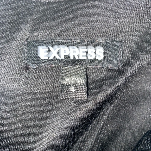 Going out top - Picture 2 of 2